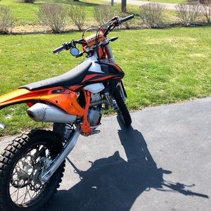 Meet your Posher, Adam